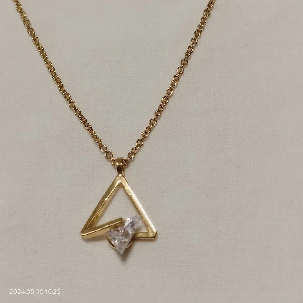 Howard Gold Tone Fashion Triangle Clear Rhinestone Accent Adjustable Necklace - Picture 2 of 8